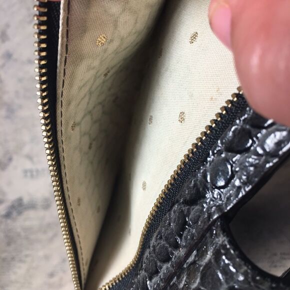 Kate Spade Pyramid Spike Locking Leather Wallet - Picture 10 of 12